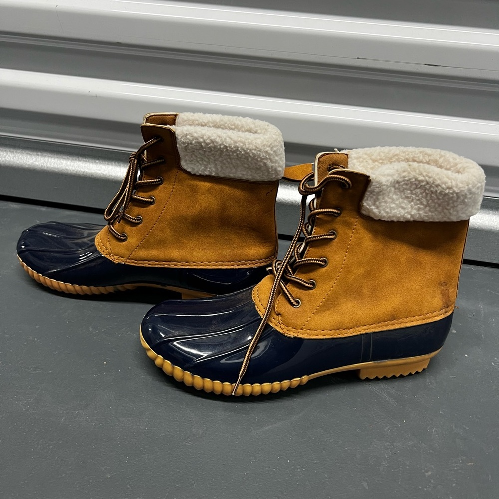 Nora boots